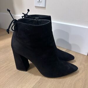 Stuart Weitzman Suede  lace up Ankle Boots size 8